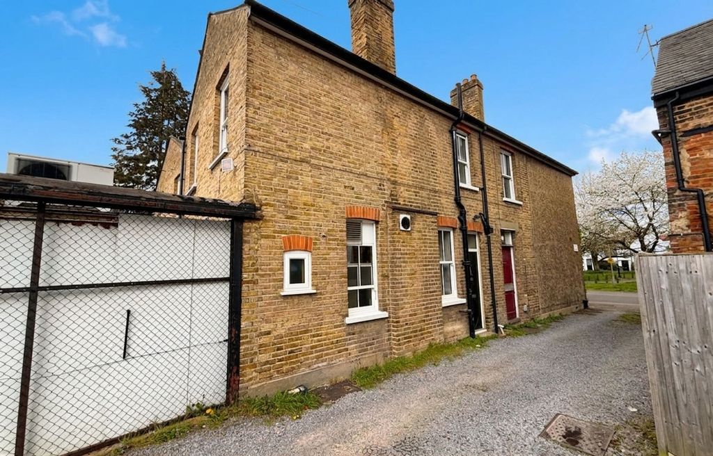 Property photo 1 of 7