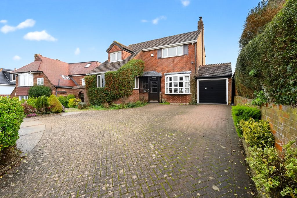 Property photo 3 of 21