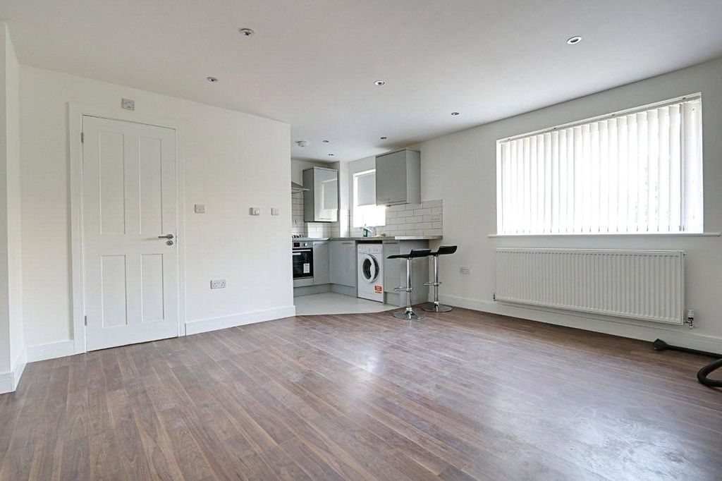 Property photo 3 of 4 Picture No. 04