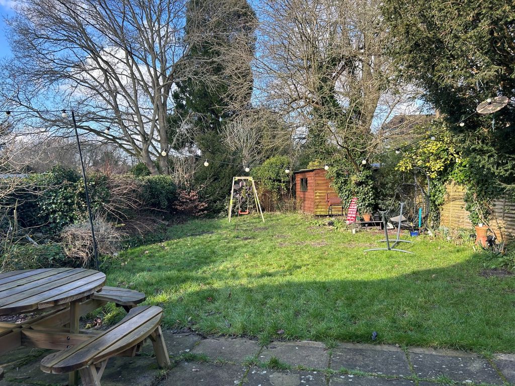 Property photo 3 of 12 Picture No. 51