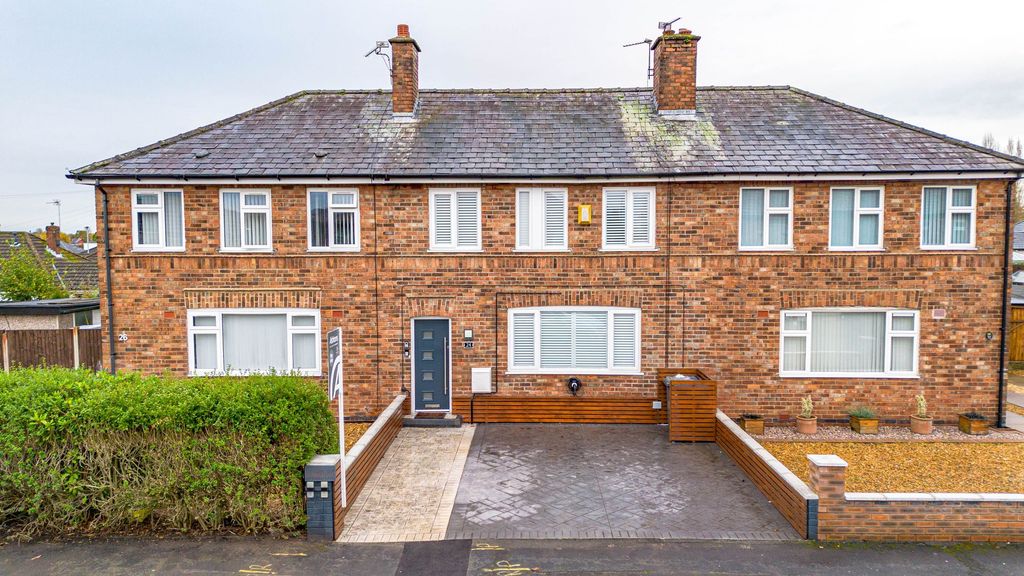 Property photo 1 of 27