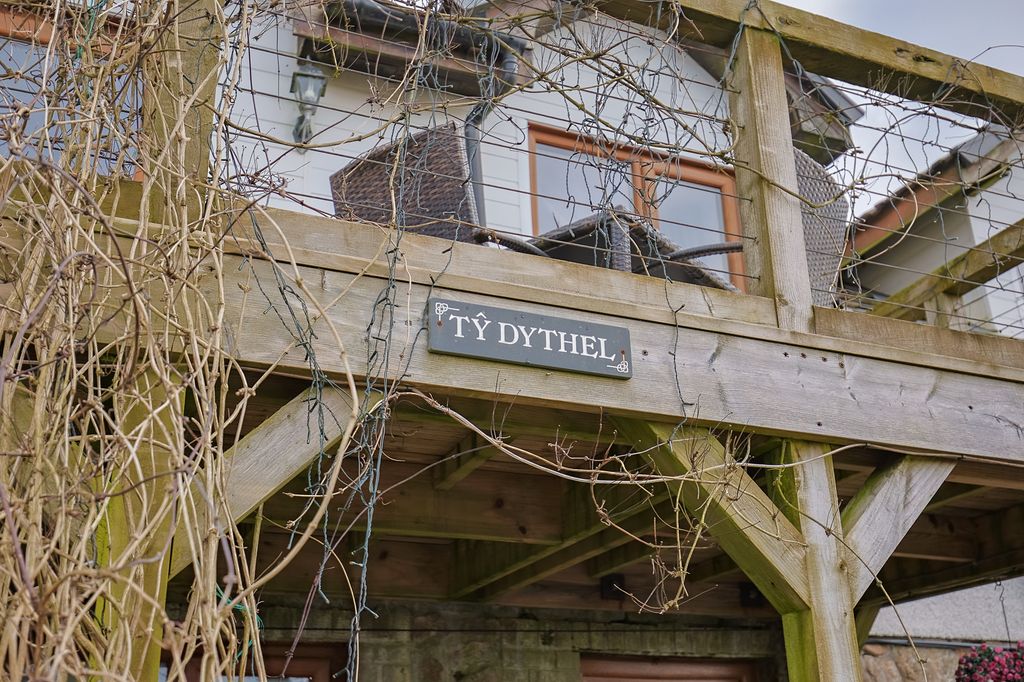Property photo 3 of 38 Ty Dythel - Web (38 Of 46).Jpg