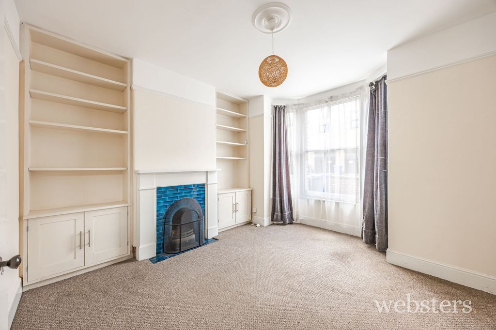 Property photo 3 of 22