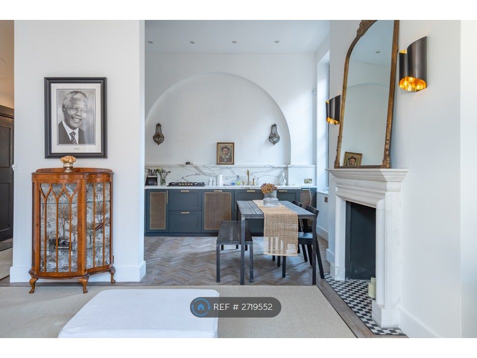 Property photo 2 of 27