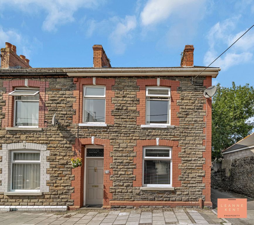 Property photo 1 of 25