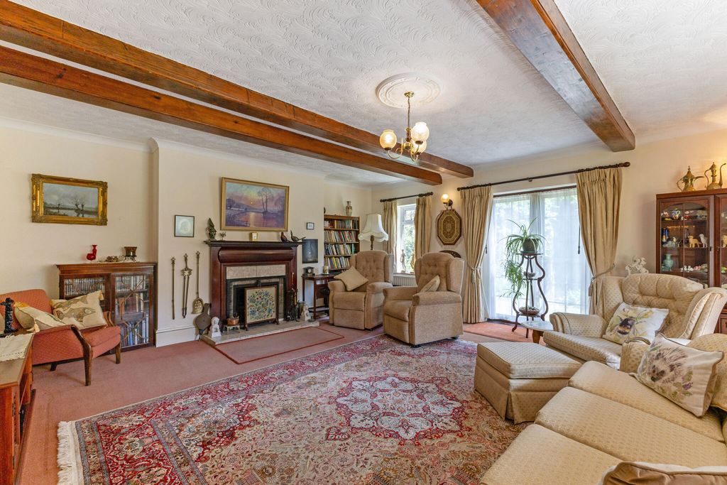 Property photo 3 of 29