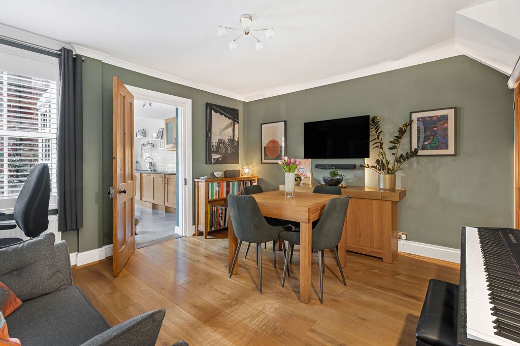 Property photo 3 of 19 Dining Room