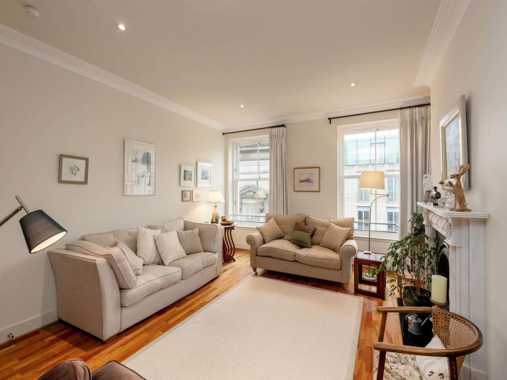 Property photo 3 of 20 71475_Stvincentpl-006A