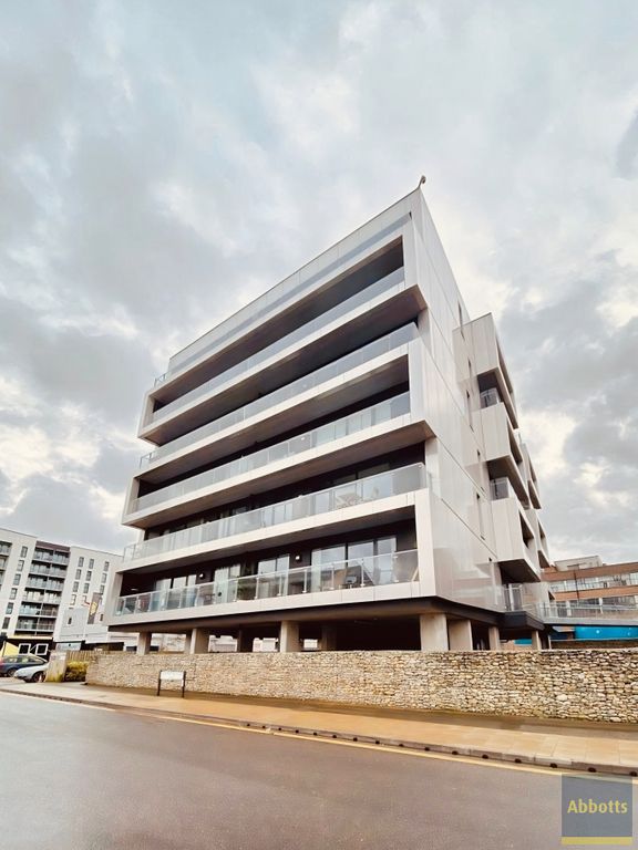 Property photo 1 of 6