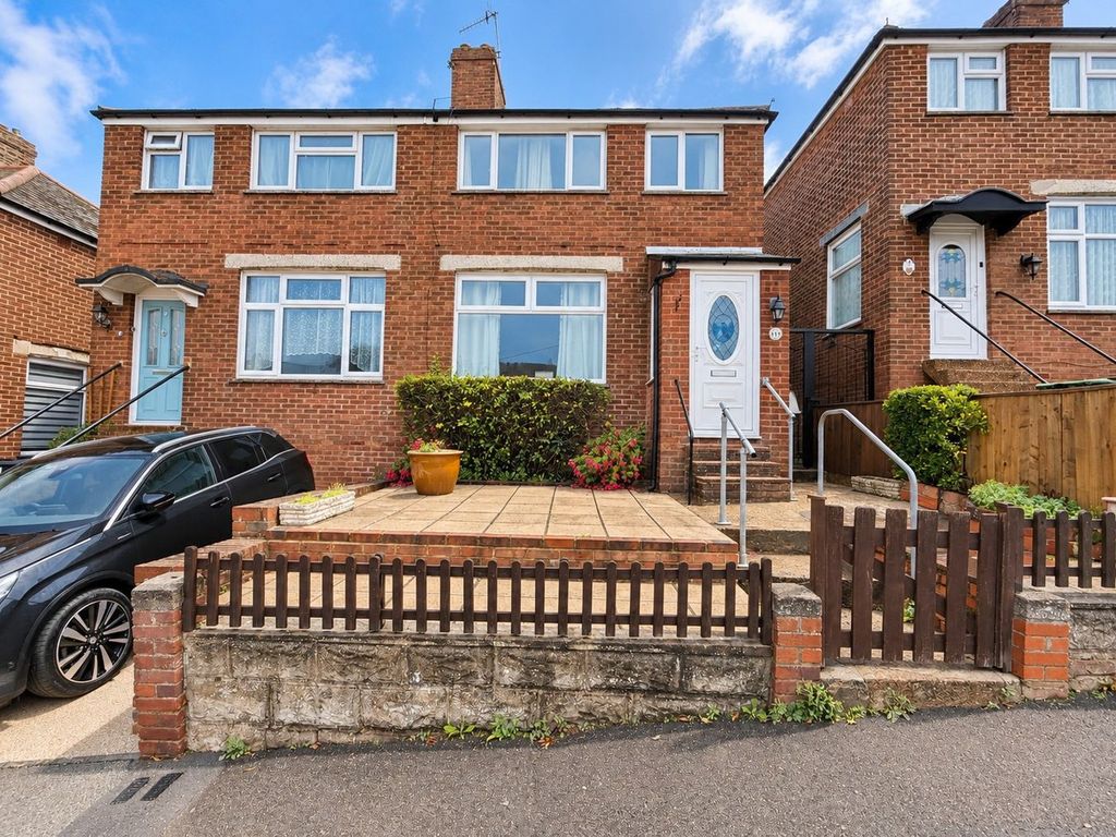 Property photo 1 of 14