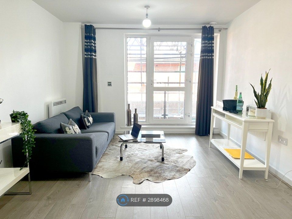 Property photo 2 of 10