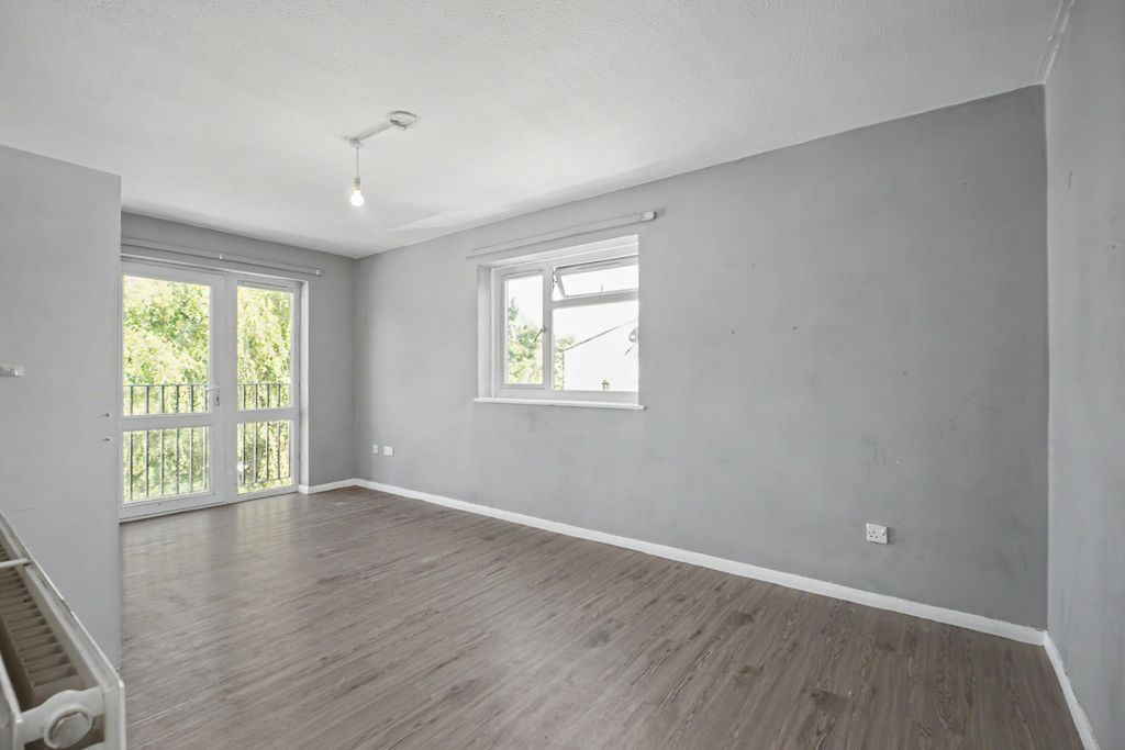 Property photo 2 of 16 56 Ladybank, Bracknell, Berks, Rg12 7Hb