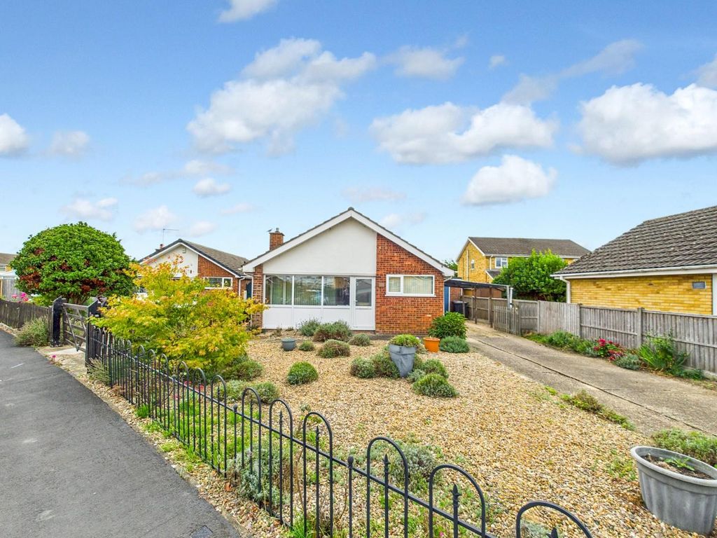 Property photo 1 of 14 Outside