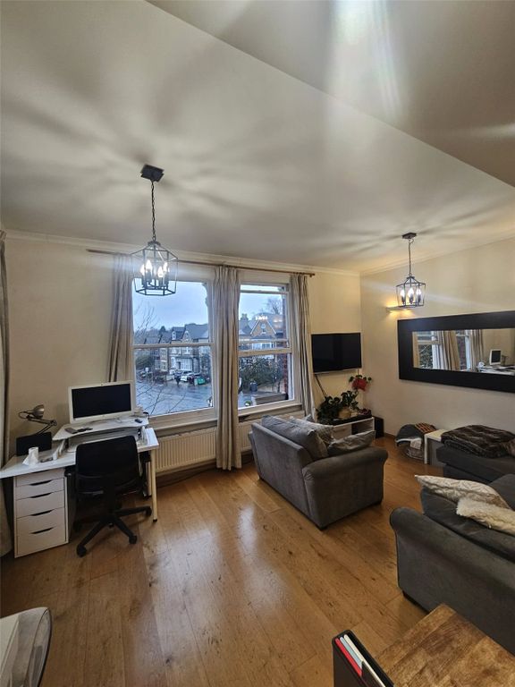 Property photo 3 of 9 Picture No. 10