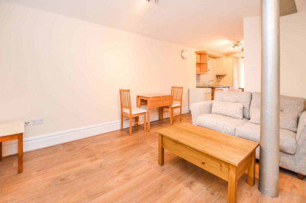 Property photo 3 of 14 Picture No. 34