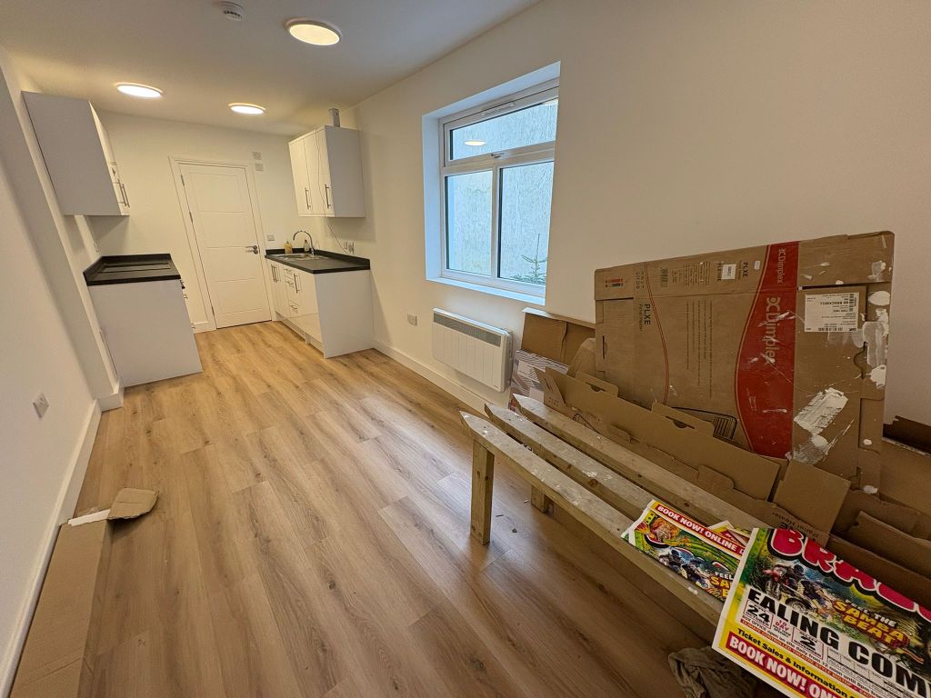 Property photo 3 of 5
