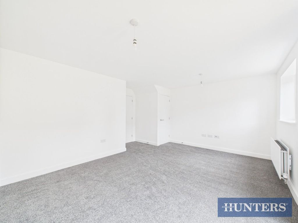 Property photo 3 of 13 Cam01450G0-Pr0235-Still007.Jpg
