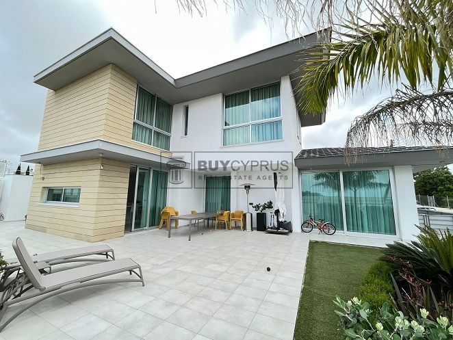 Property photo 1 of 26