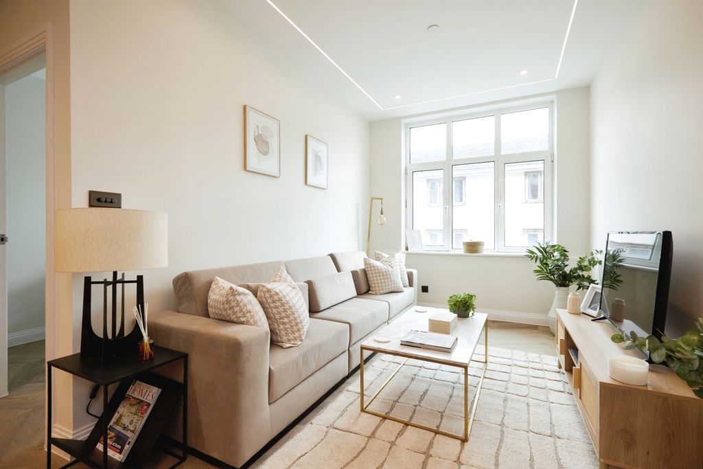 Property photo 2 of 9 Image