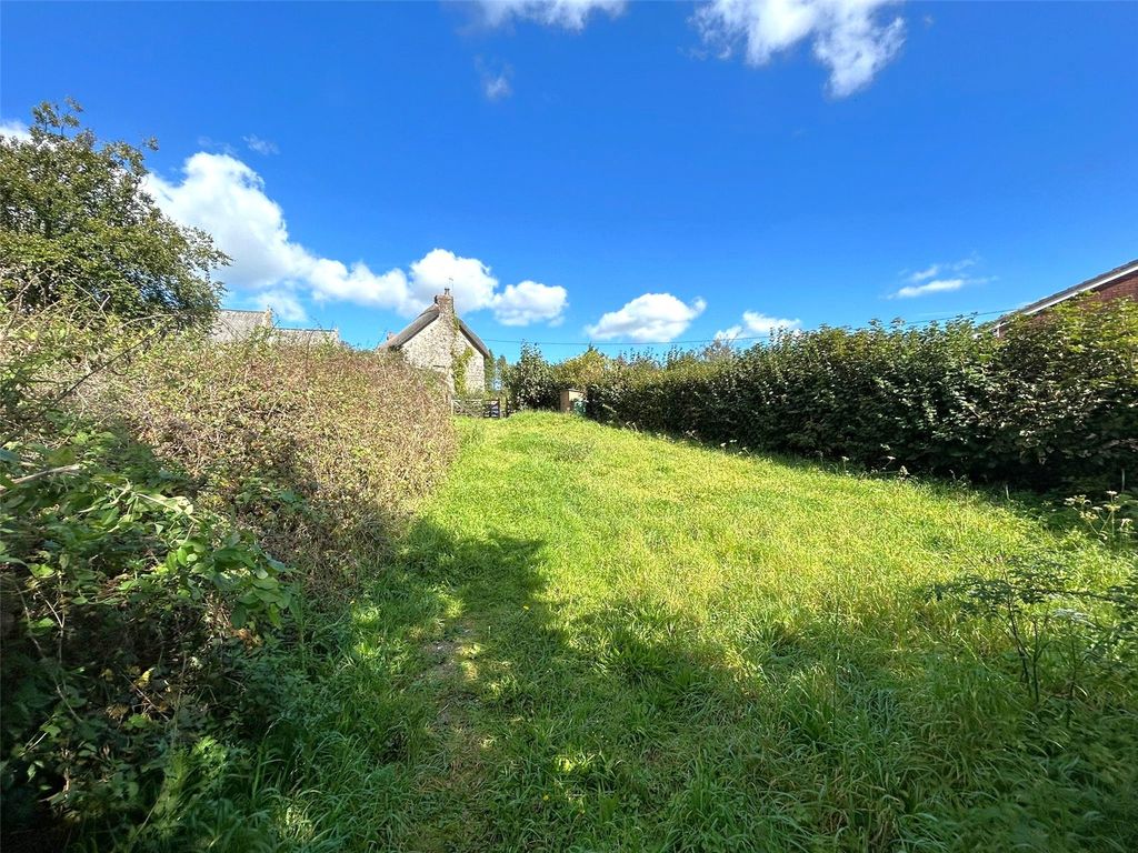 Property photo 3 of 11 Picture No. 35