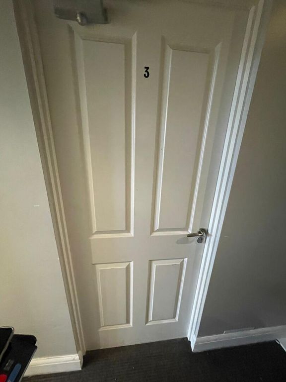 Property photo 1 of 6 Hallway