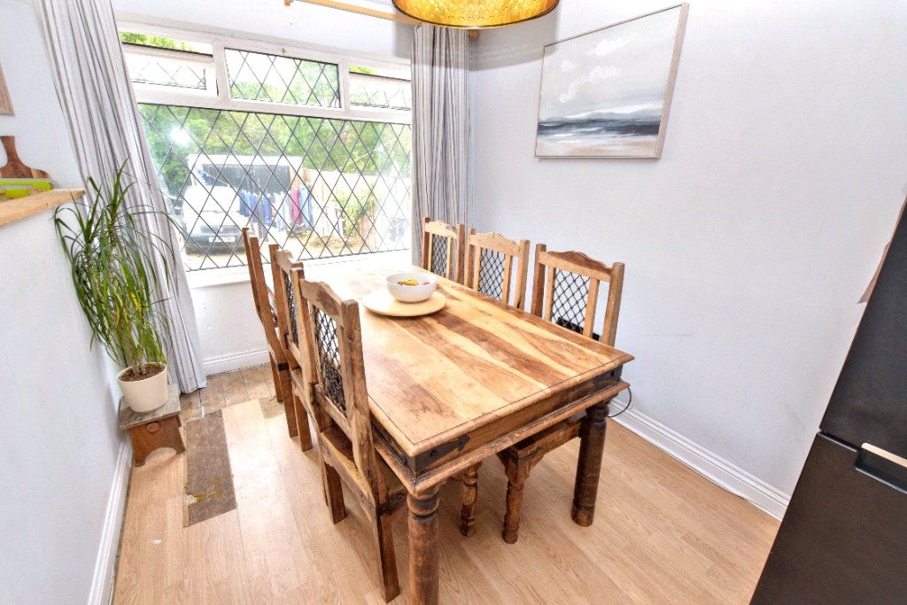 Property photo 3 of 14 Dining Room
