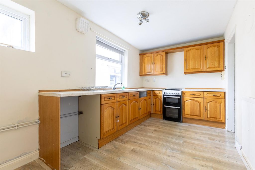 Property photo 3 of 14 13Malbank-3.Jpg