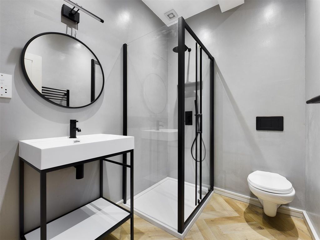 Property photo 3 of 7 Cam00771P1-Pr0200-Still04.Jpg