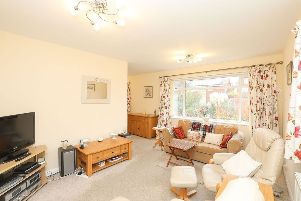 Property photo 3 of 23