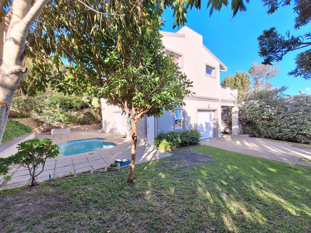 Property photo 2 of 37 Hf1704503