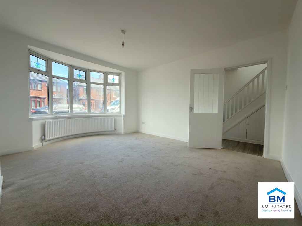 Property photo 3 of 15 Photo 13
