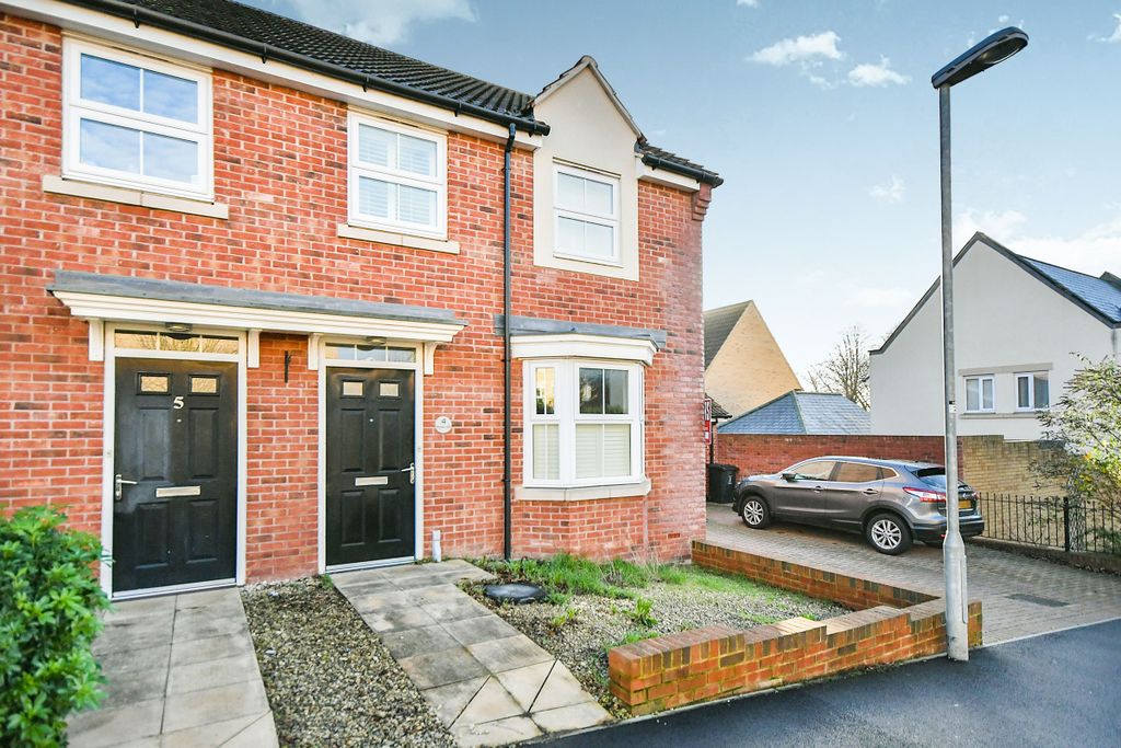 Property photo 1 of 8