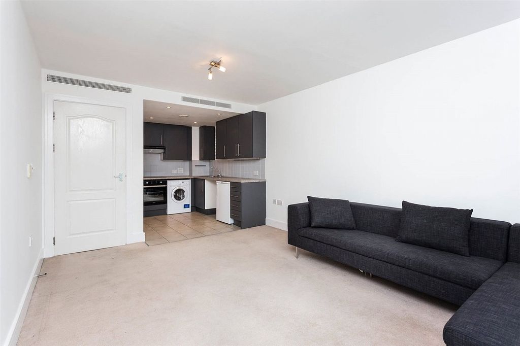 Property photo 1 of 13 Picture No. 15