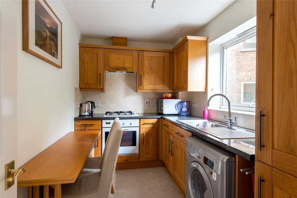 Property photo 2 of 13 Picture No. 01