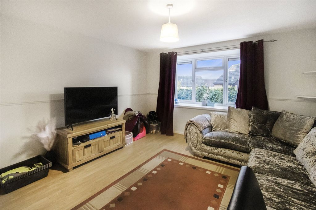 Property photo 2 of 10 Picture No. 19