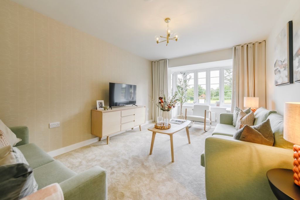 Property photo 2 of 10 Living Room