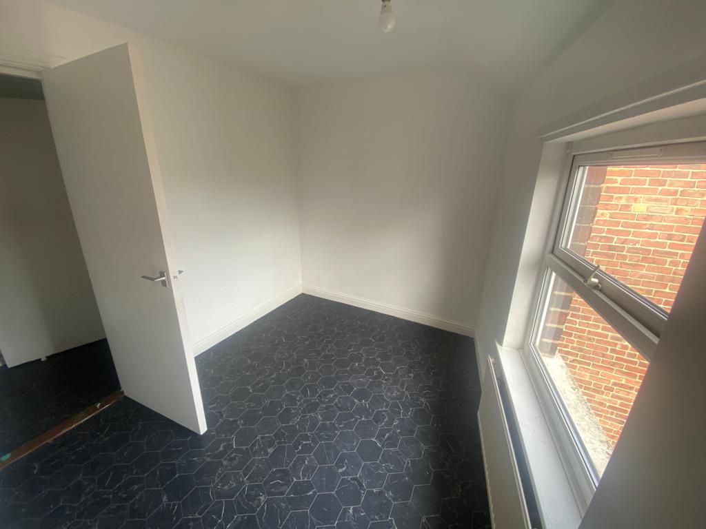 Property photo 2 of 5 Gallery