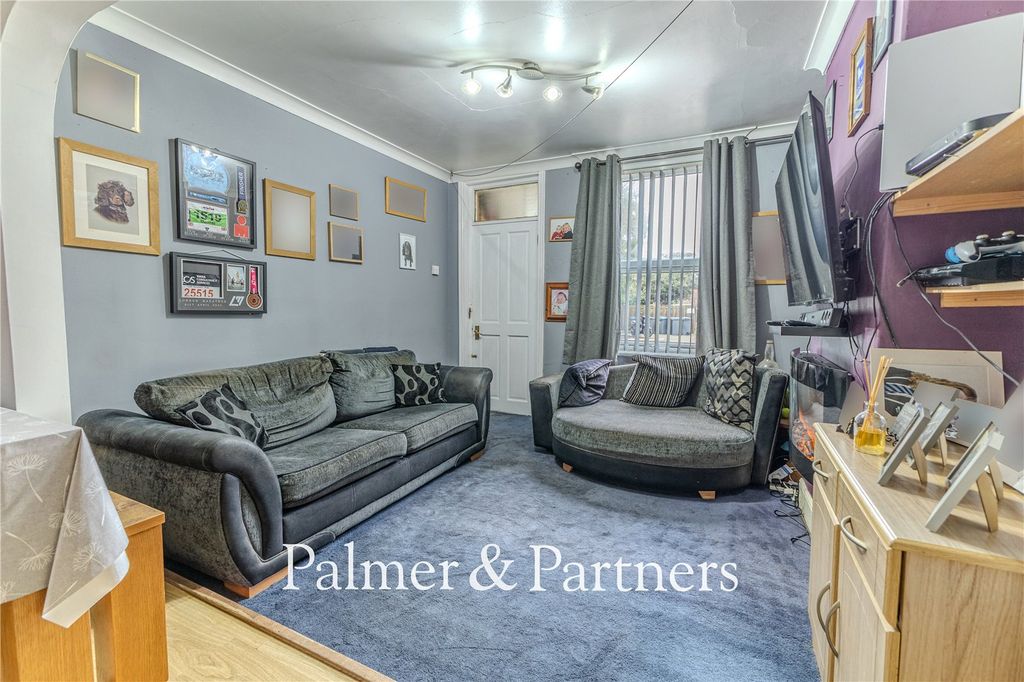 Property photo 3 of 13 Picture No. 06