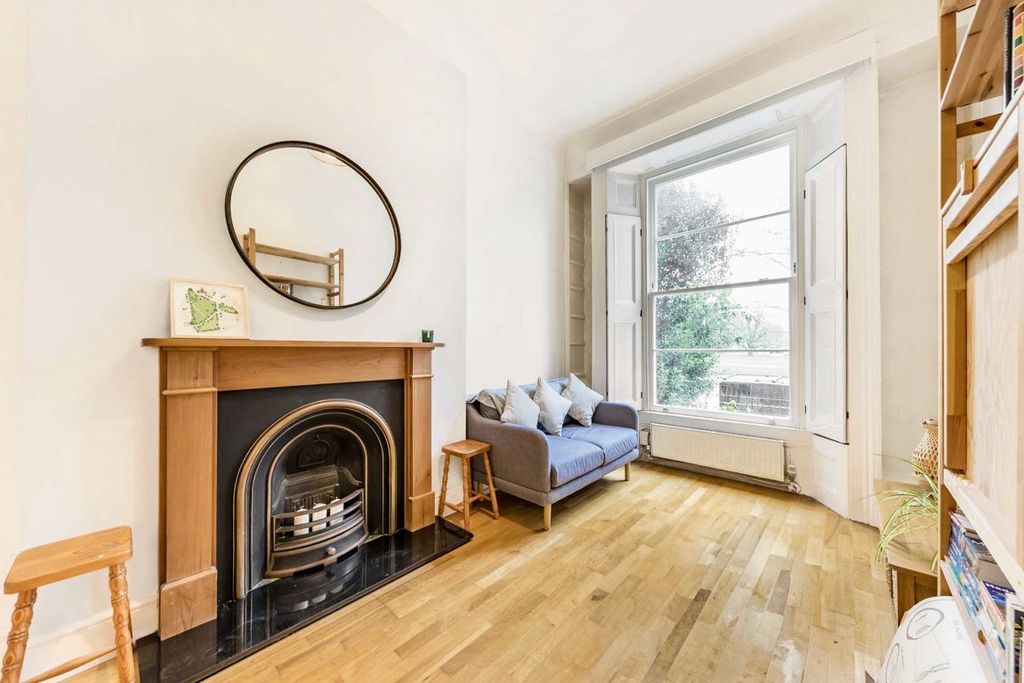Property photo 2 of 5