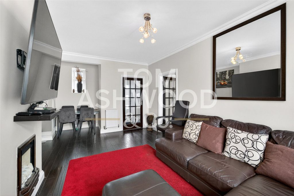 Property photo 2 of 13 Picture No. 51
