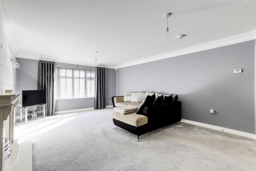 Property photo 3 of 36 3455.Jpg
