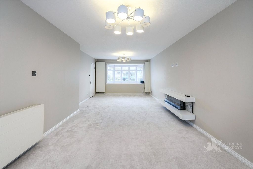 Property photo 3 of 32 Reception Room