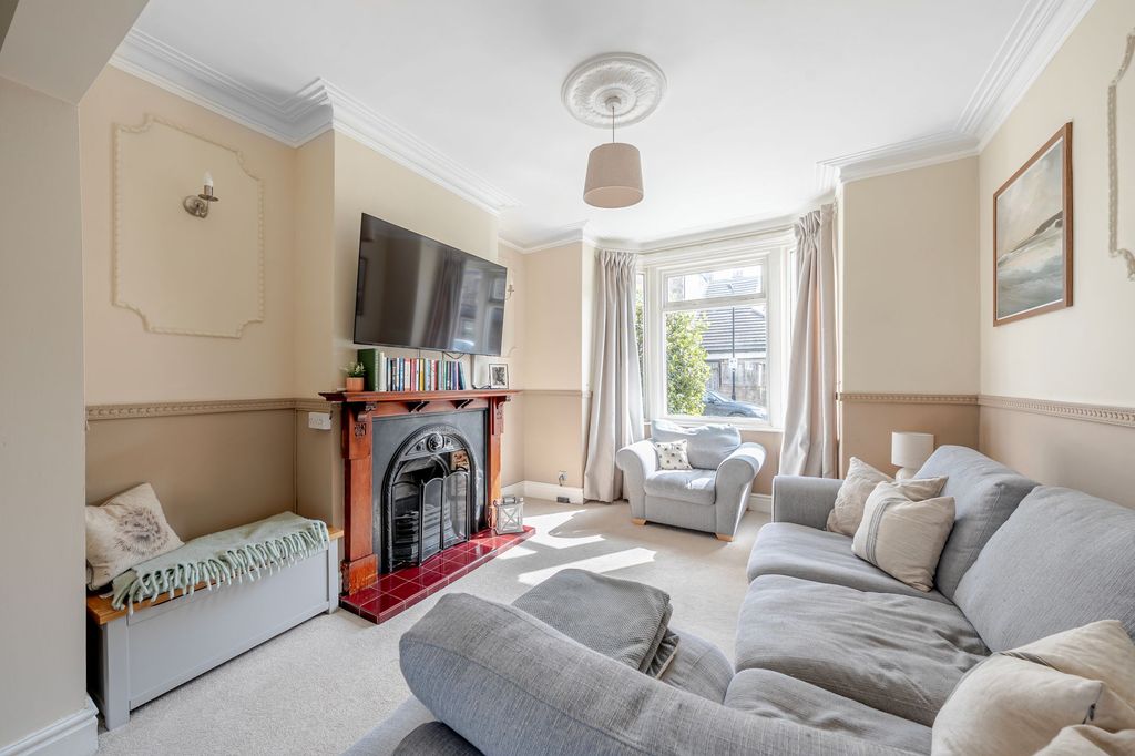 Property photo 2 of 19