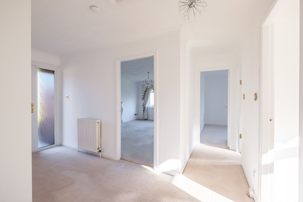 Property photo 3 of 30