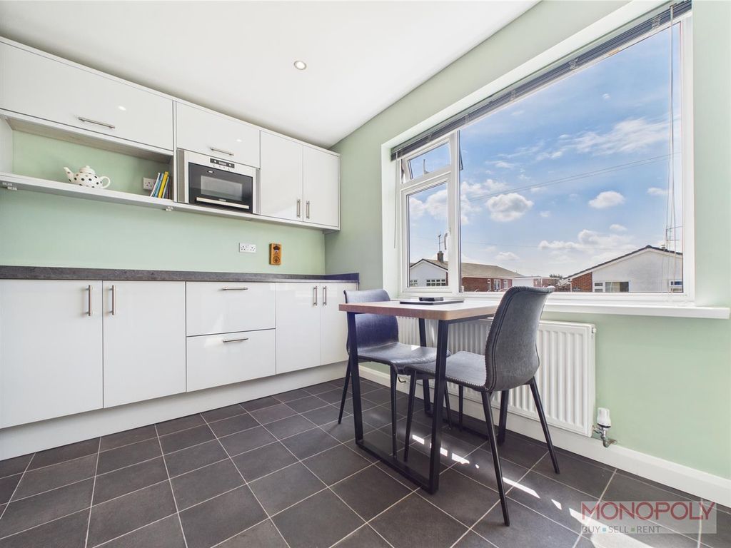 Property photo 2 of 26 Cam03815G0-Pr0257-Still009.Jpg