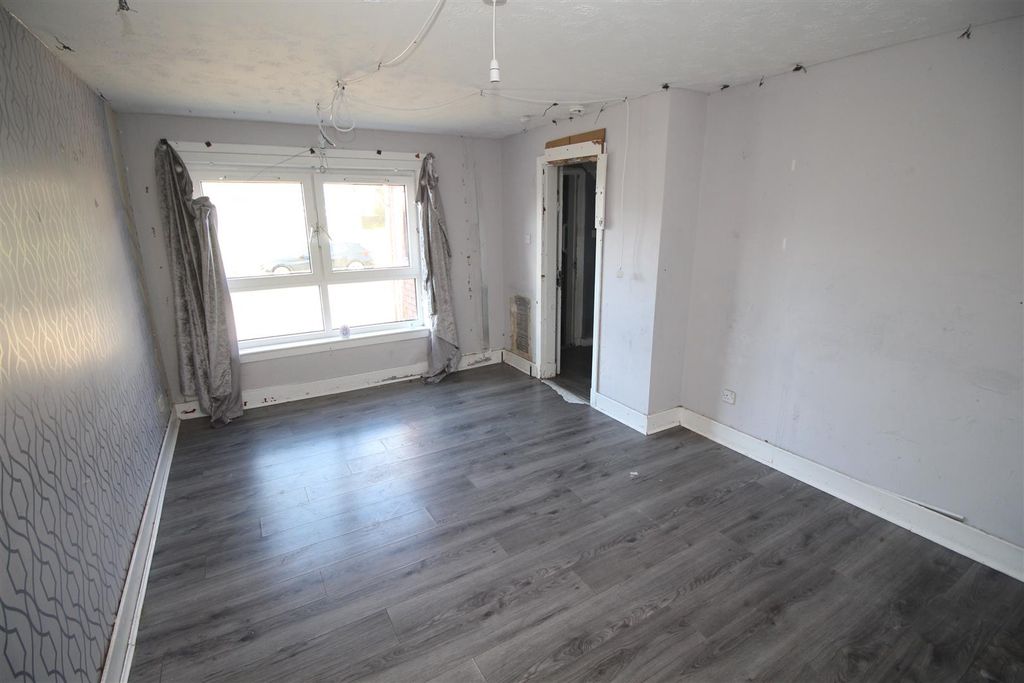 Property photo 2 of 14 Img_4501.Jpg