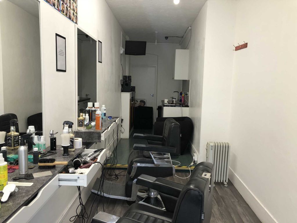 Property photo 3 of 4