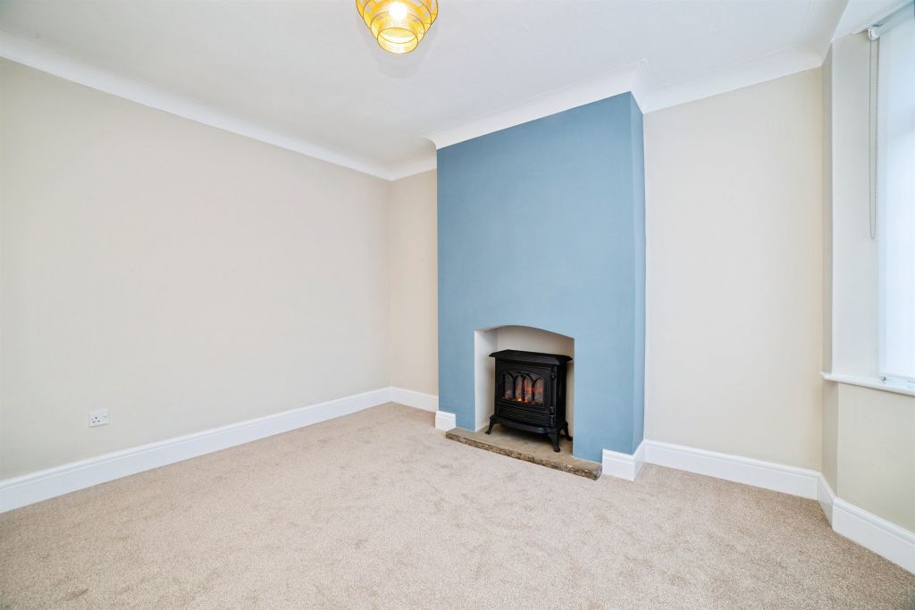 Property photo 3 of 26