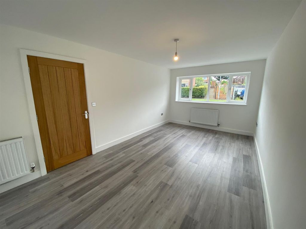 Property photo 2 of 15 Rtyw4.Jpg