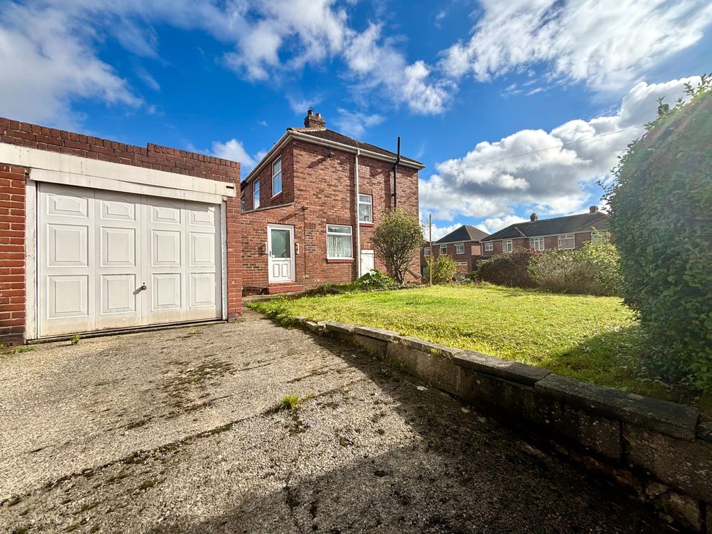 Property photo 2 of 9